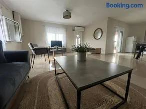 Sky Apartment - Image 2