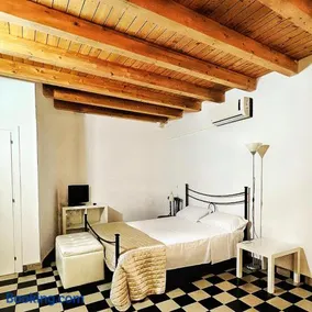 Pantalica Rooms Affittacamere Sortino Siracusa - Image 2