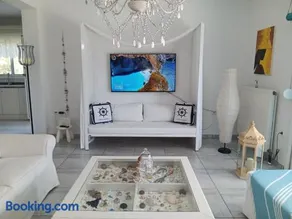 OASIS VILLA - Image 2
