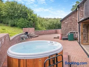 3 Bed in Brecon oc-92320 - Image 2