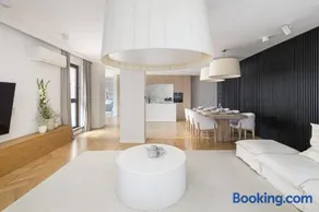 Luxury Apartment - Warsaw Center - 230m - Sauna - Terrace - Garage - Image 3