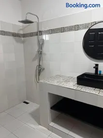 Blue House Hotel - Image 4
