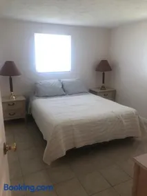 Small Cozy Home - Image 3