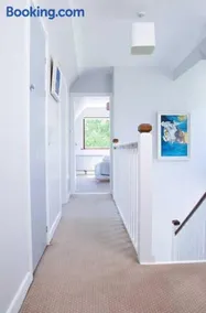 Ellie's Farmhouse - Image 4
