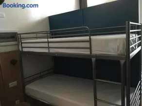 THE82 HOSTEL Midi - Image 2