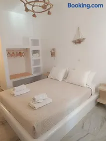 Athina Studio Apartments - Image 3