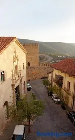 Céntrico dúplex con vistas, en Morella - Image 2