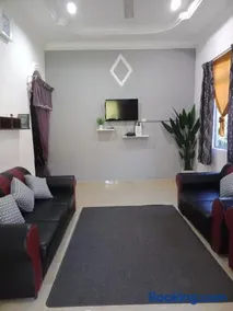 Homestay Tok Abah Kuala Besut - Image 1