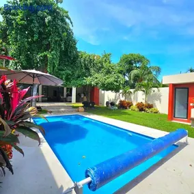 Burgos Cuernavaca Pool Terrace & Garden - Image 3