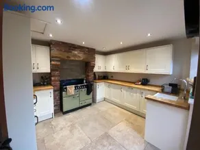 Fitzherbert Cottage - Image 3