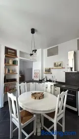 Appartement au cœur de la vieille ville - Image 2