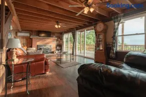 Clouds Cabin - HotTub, Mtn View, Pets - Image 1