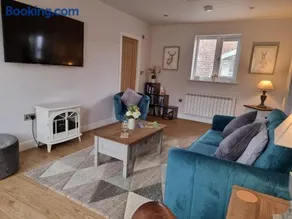 Begonia Cottage - Image 5