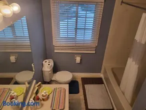 308 Delancey - Image 3