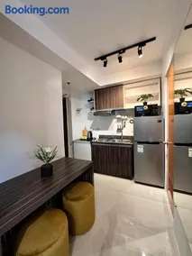 hotel living,The Persimmon Suites 2-4pax (1430) - Image 3