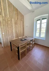 Le Gîte du Domaine de Sainte Lucie - Image 2