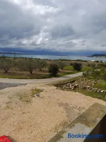 Beachfront Olive Retreat - Your Escape to Peace - Image 3