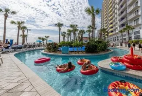 NEW Oceanfront Resort Condo Pool Beach - Image 4