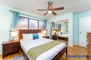 Your Maui Getaway-Walk to the Beach, Pool, Hot Tub LSV14 - Image 3