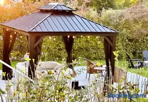 All Seasons Cottage - Game Room - Firepit By Zen Living Short Term Rental - Image 3