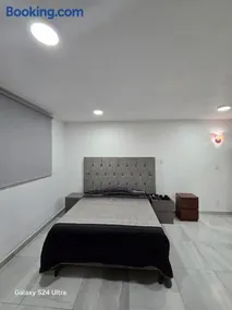Havana House - Image 1