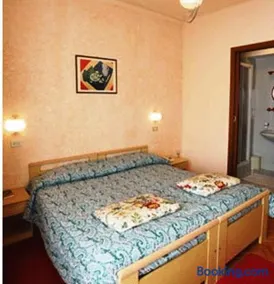 Hotel Elena - Image 4