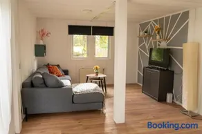 Chalet Bosgeluk - close to the woods - Image 2