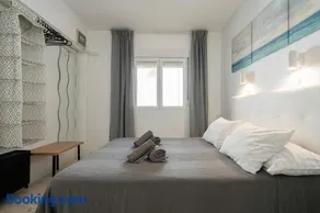 Cádiz Beach & Kids - free parking - sea views - Image 3
