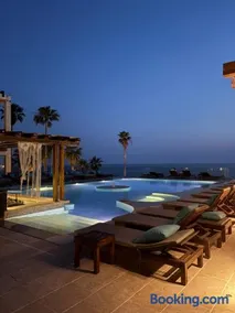 Chateau Cabana Resort - Image 5