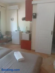 Evriaki Rooms Lesvos - Image 4