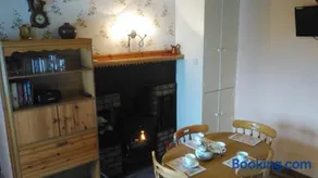 Thorntons Cottage - Image 3