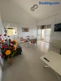 Ranieli Apartments - Pool & View near Tropea - Image 3