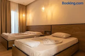 Ambra & Arber Hotel - Image 2