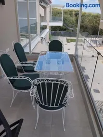Kallisti Apartment - Image 3