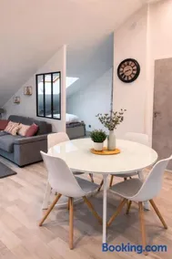 Charmant Loft climatisé 50 m de la gare - Image 2