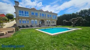 Ocean Cliff Suite - Image 2