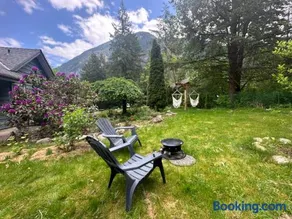 Posada Nordica - a chic, tranquil mountainview suite - Image 2