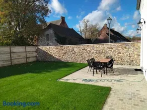 Les Campanes - Gîte Wellness 8 pers avec Piscine intérieure & Sauna - Proche Mons - Image 3