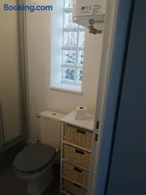 Charmant studio à côté de la gare - Image 3