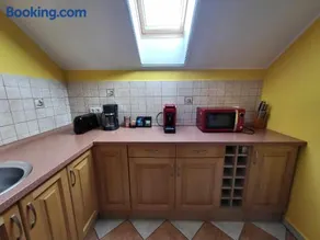 Eszterházy Apartman - Image 4