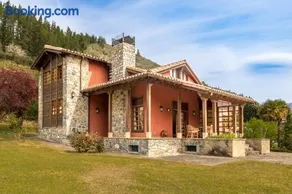 Exclusivo Chalet en Potes - Image 1