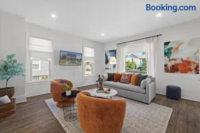 Stylish Home w/Fire Pit | Near Downtown & Weddings - Image 1