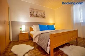 Holiday Home Vedrana - Image 5