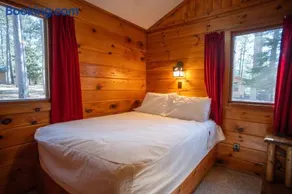 Honeymoon Cabin - One Bed Retreat - Parking - Netflix CB07 - Image 2