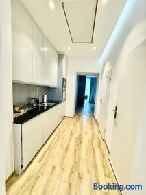 Vienna Urban Residence - Image 2