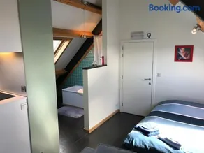 Rap 'n Holiday Home - Image 5