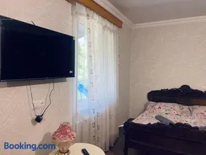 Weekend House - Image 4