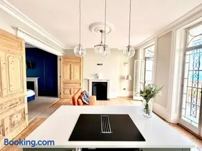 The Royal Harbour Suites - Wellington Crescent - Image 3