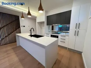 Stunning Dickson Luxe 3BR 2Bath Double Garage WiFi Brand New Home - Image 2