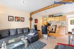 Bungalow 73 - Image 2